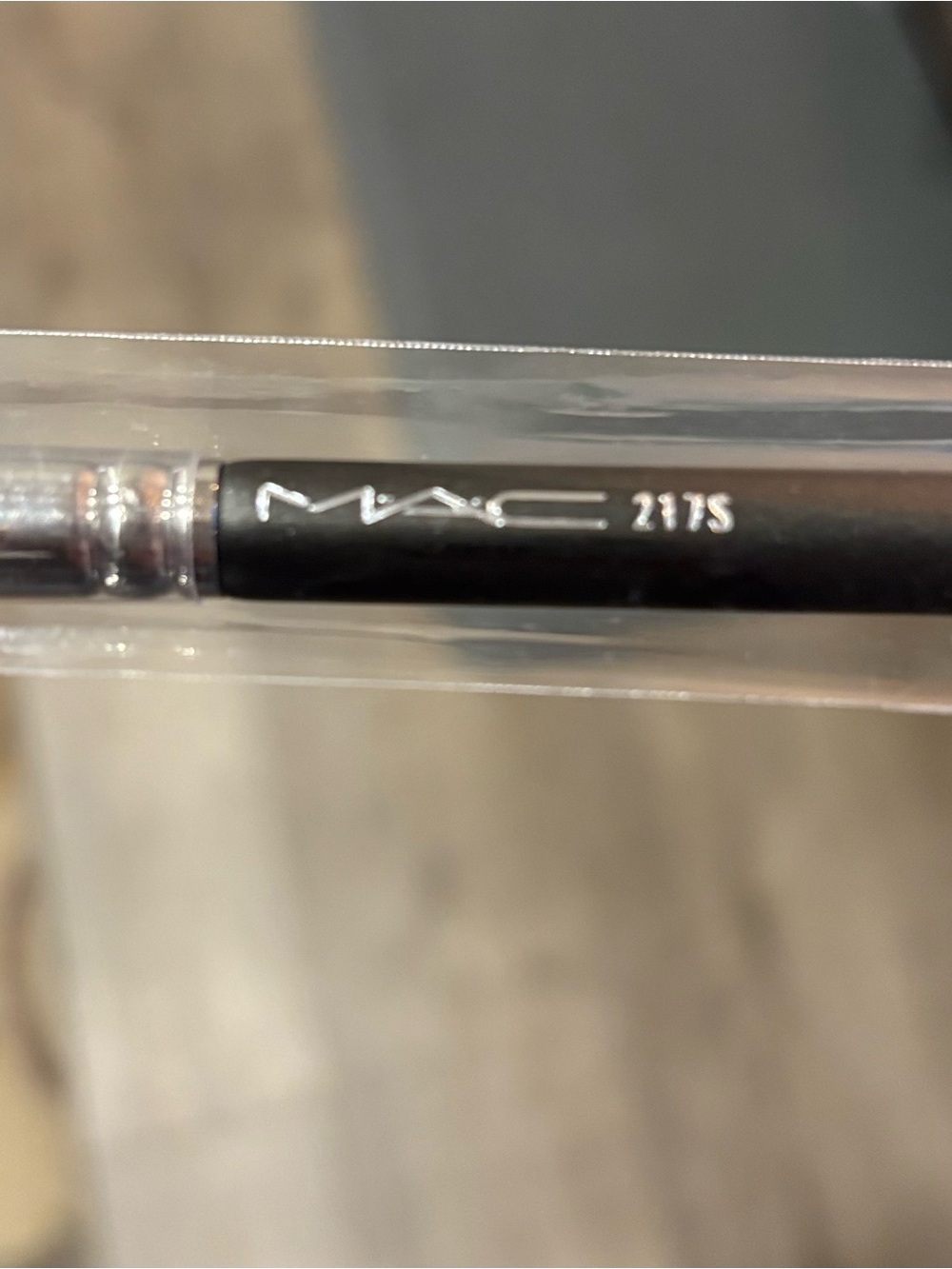 MAC Cosmetics 217S Synthetic Blending Brush - Black Handle - NIB